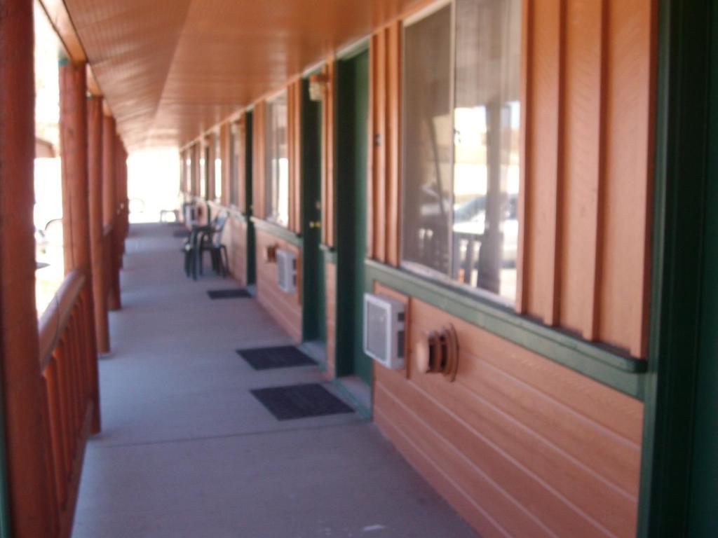 Western Motel Ranchester Extérieur photo